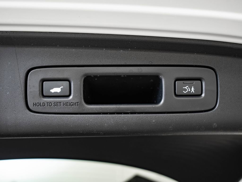 Certified 2025 Acura ADX AWD image 21