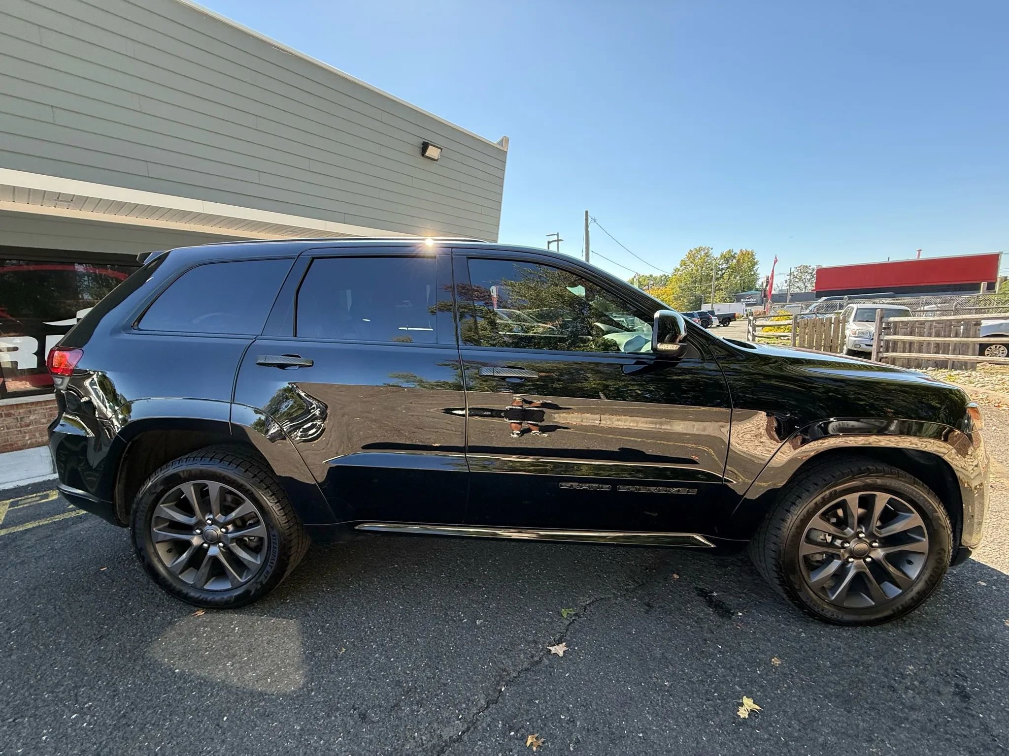 Used 2019 Jeep Grand Cherokee High Altitude AWD/4WD image 7