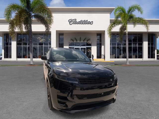 Used 2024 Land Rover Range Rover Sport Dynamic SE AWD/4WD image 3