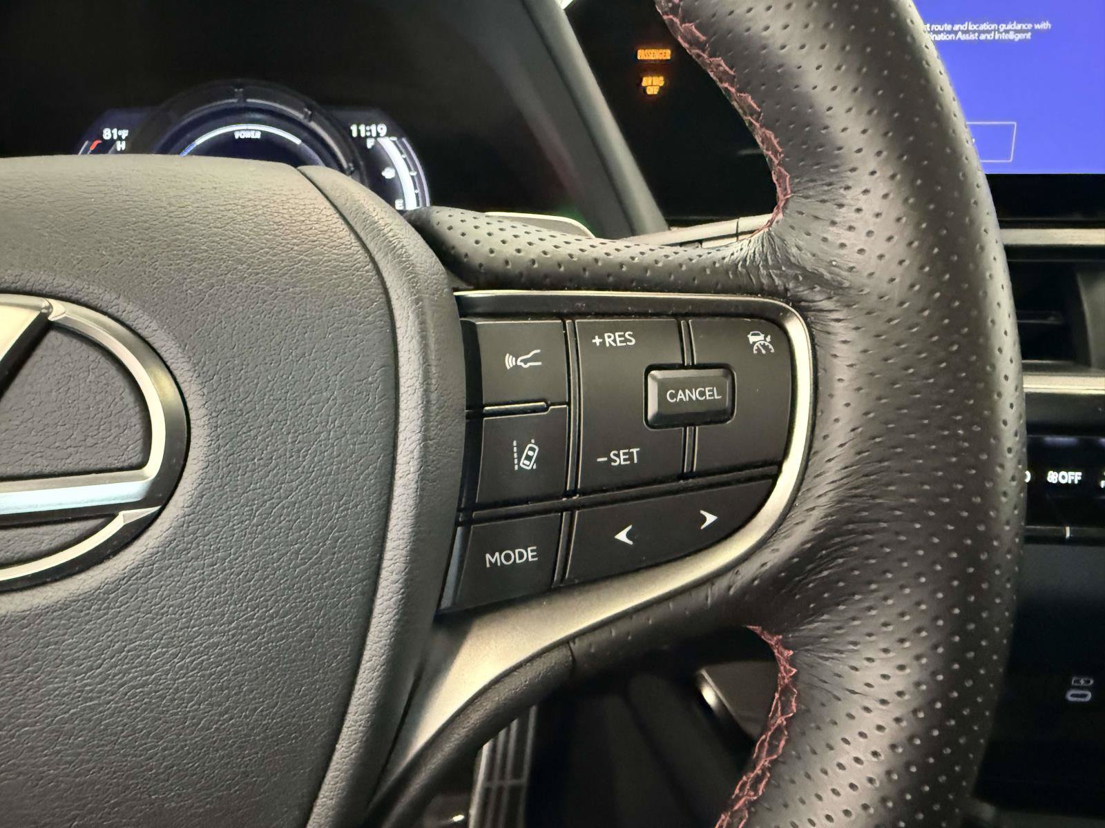 Used 2023 Lexus UX 250h F Sport AWD/4WD image 34