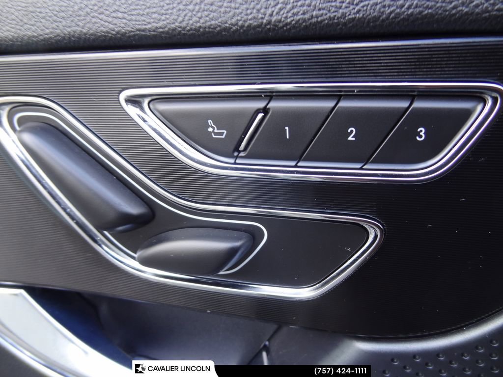 Certified 2023 Lincoln Corsair Reserve w/ Equipment Group 201A AWD/4WD image 14