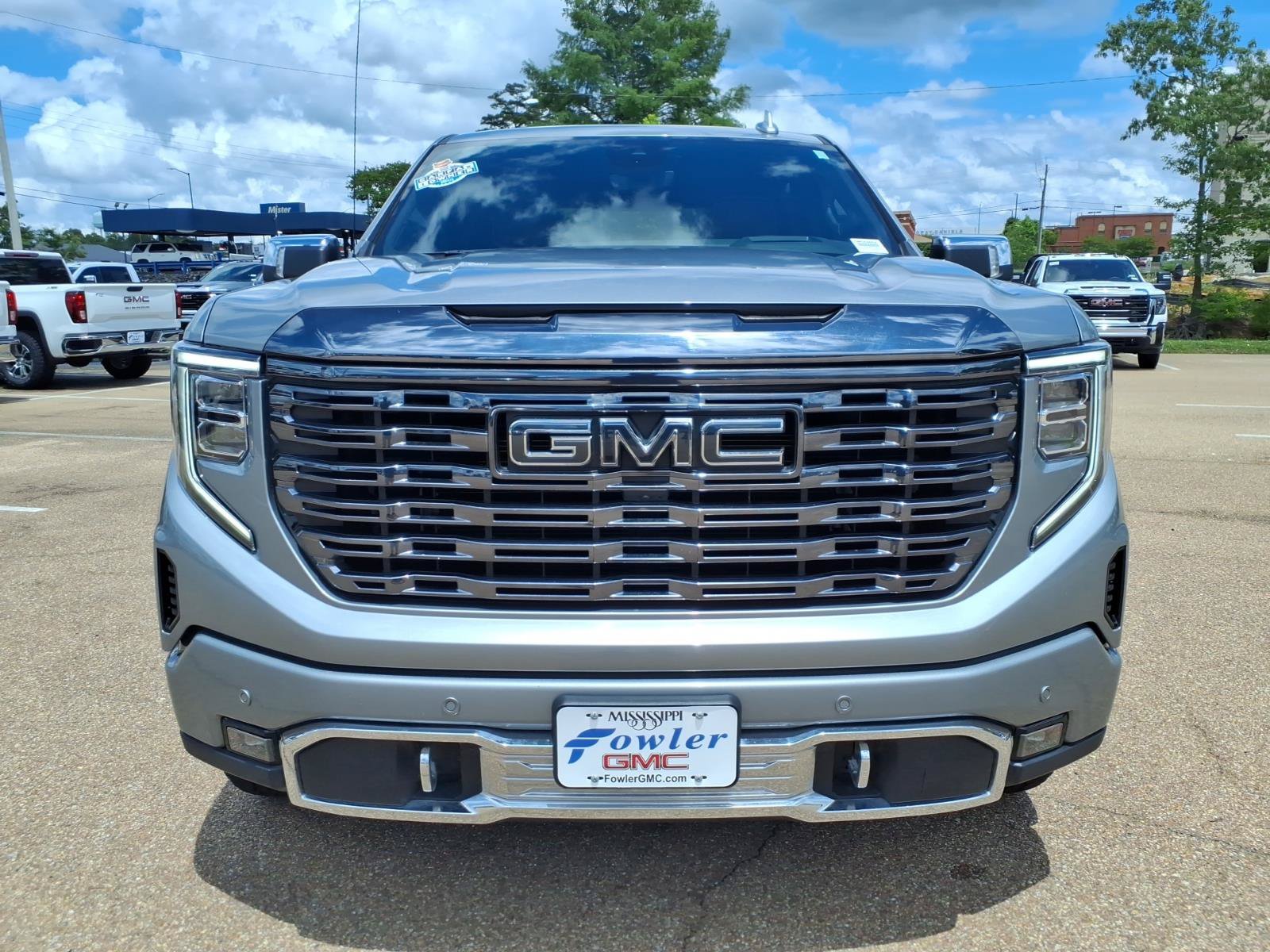 Used 2024 GMC Sierra 1500 Denali Ultimate AWD/4WD video 2