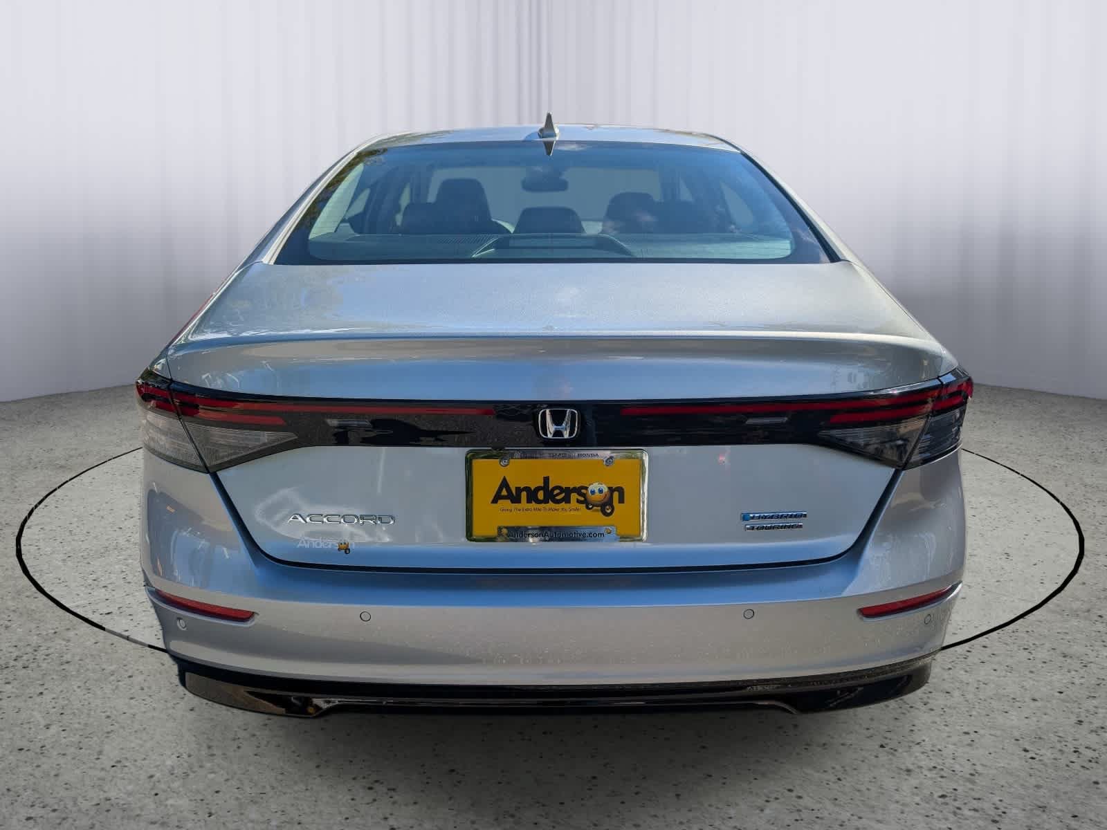 Used 2024 Honda Accord Touring image 4