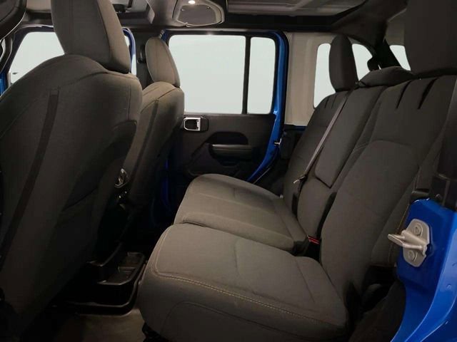 Used 2024 Jeep Wrangler Unlimited image 82