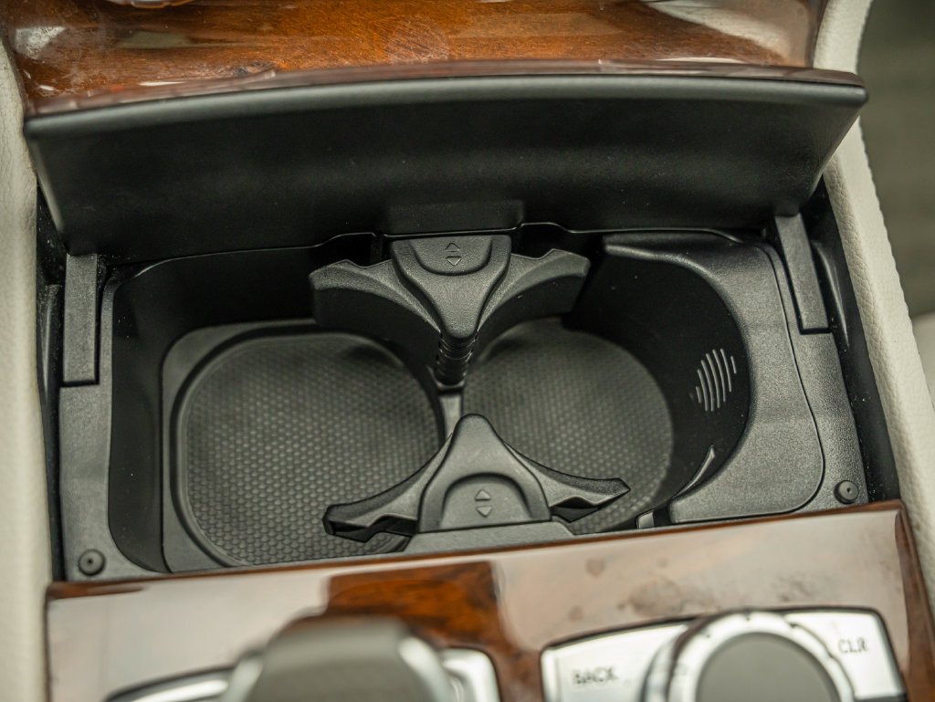 Used 2013 Mercedes-Benz SL 550 image 39