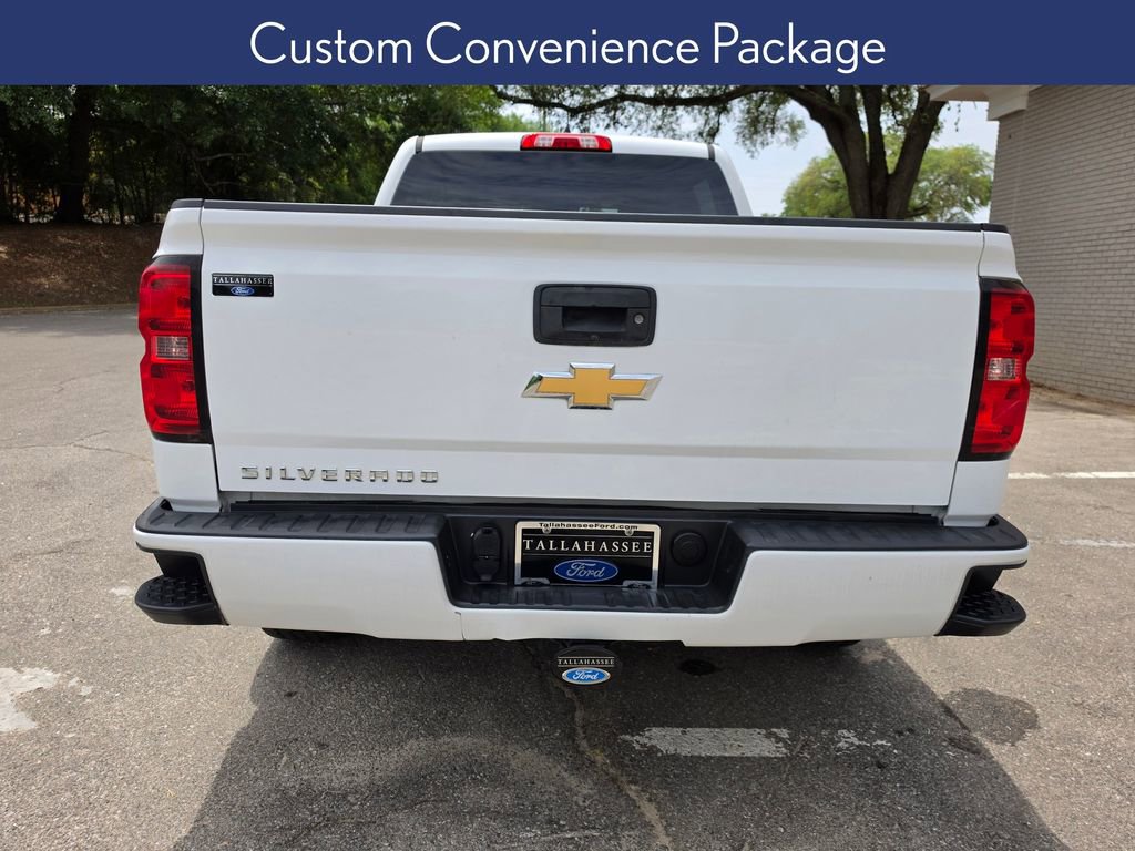 Used 2018 Chevrolet Silverado 1500 Custom w/ Custom Value Package AWD/4WD image 3
