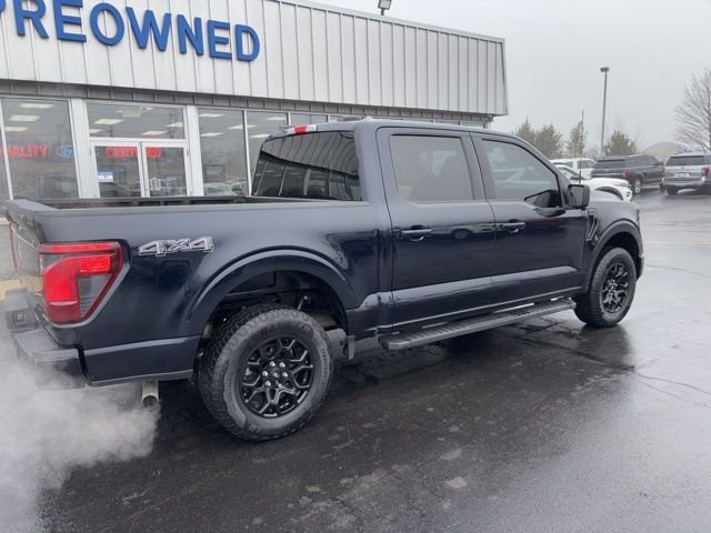 Used 2024 Ford F150 XLT w/ XLT Black Appearance Package AWD/4WD image 3