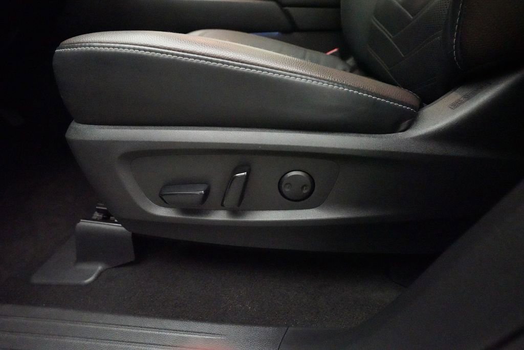Certified 2023 Nissan Pathfinder Platinum AWD/4WD image 29