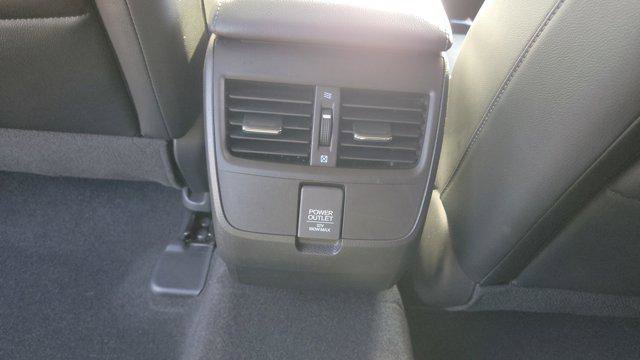 Used 2018 Honda Clarity Touring image 12