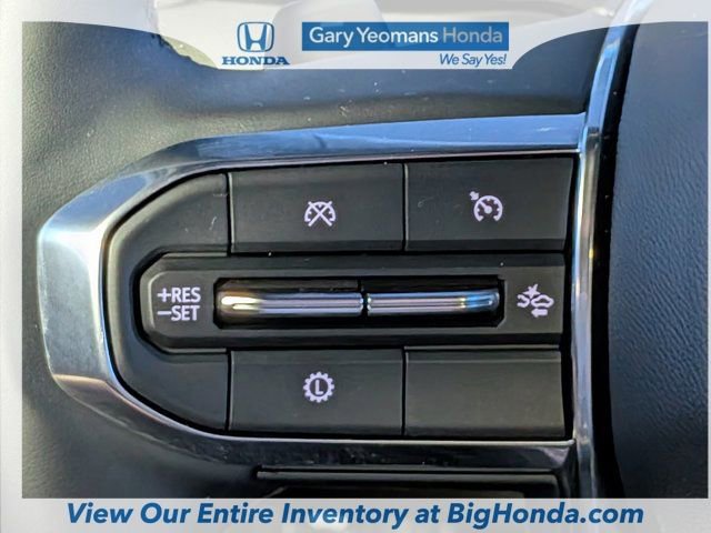 Used 2025 GMC Acadia Elevation FWD image 24