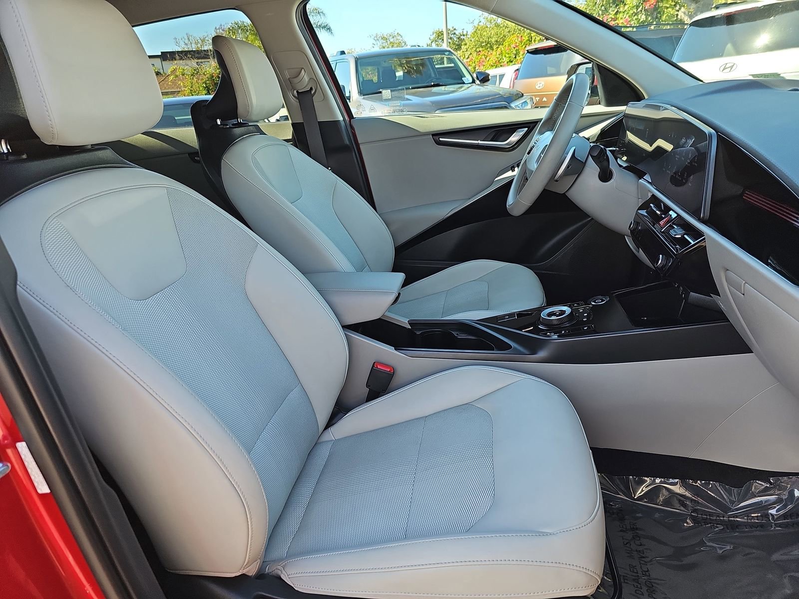 Used 2023 Kia Niro Wind image 10