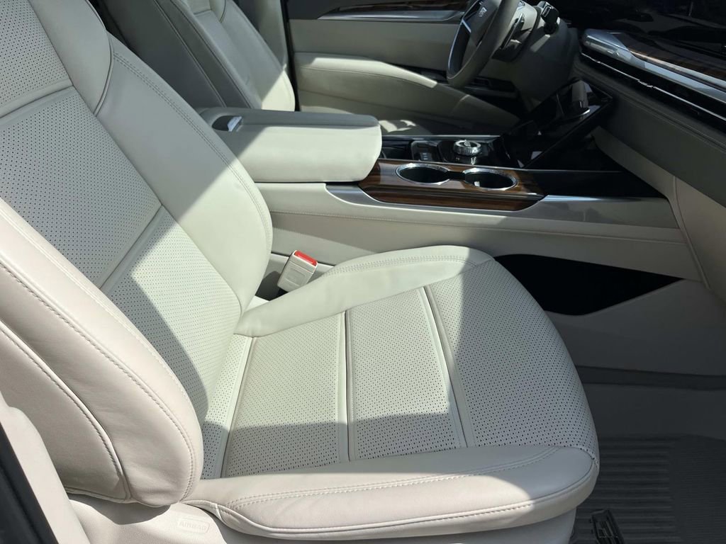 Certified 2025 Cadillac Escalade Sport Platinum image 25