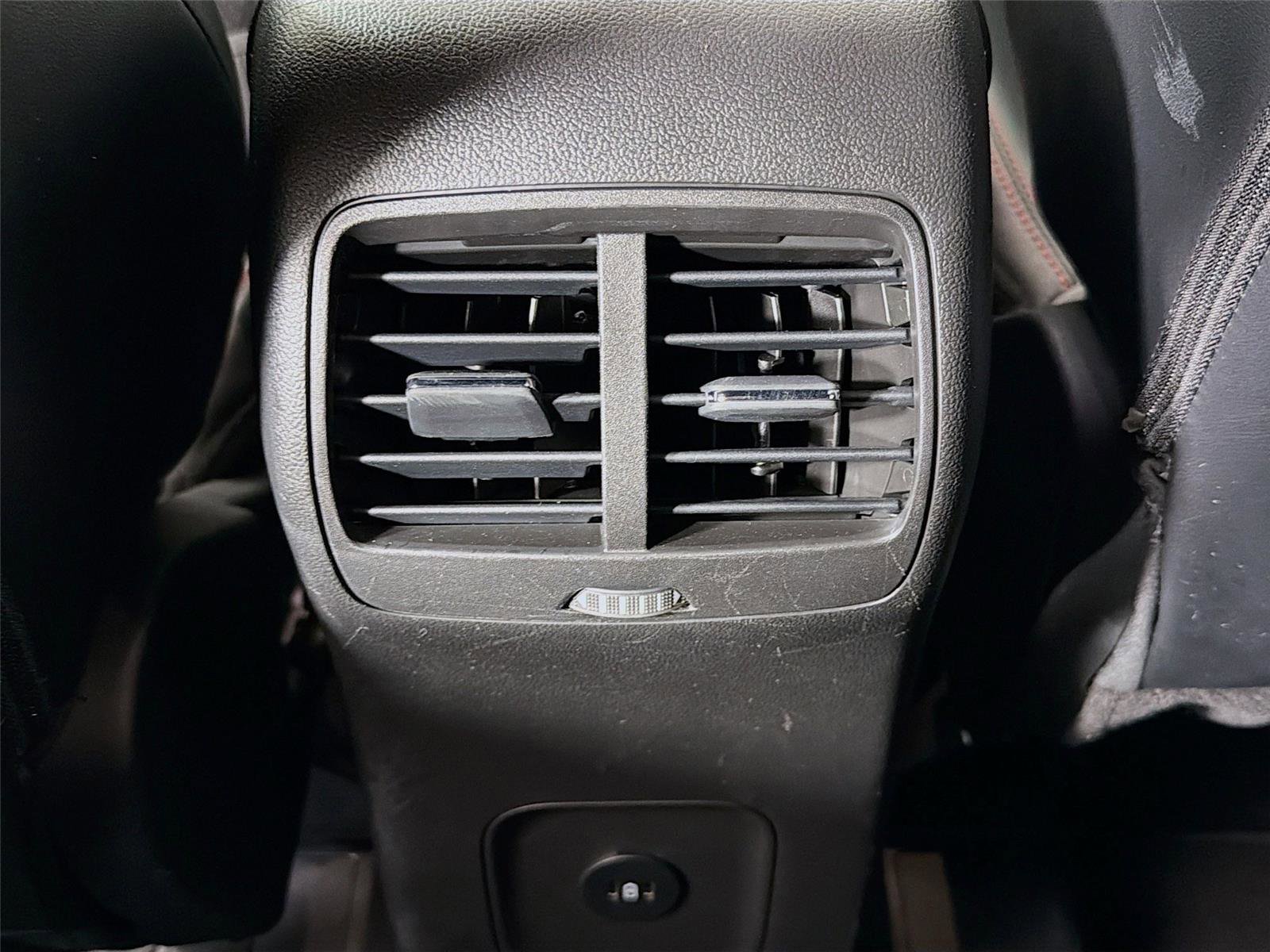 Used 2024 Ford Escape ST-Line w/ Tech Pack #1 AWD/4WD image 25