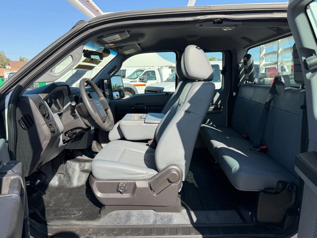 Used 2015 Ford F250 XL w/ Power Equipment Group image 27