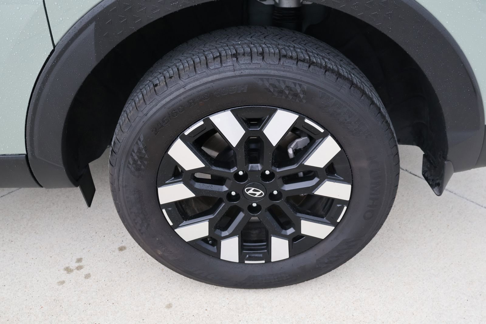 Used 2025 Hyundai Santa Cruz SEL FWD image 11