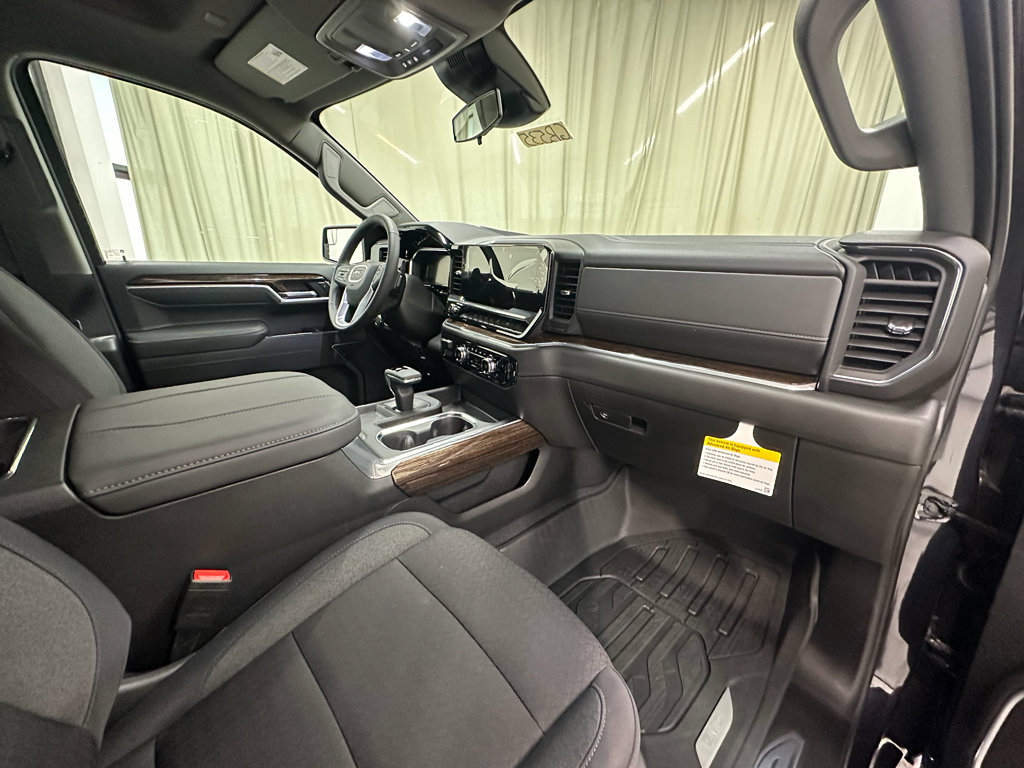 New 2026 GMC Sierra 1500 Elevation w/ LPO, Elevation Black Package image 20