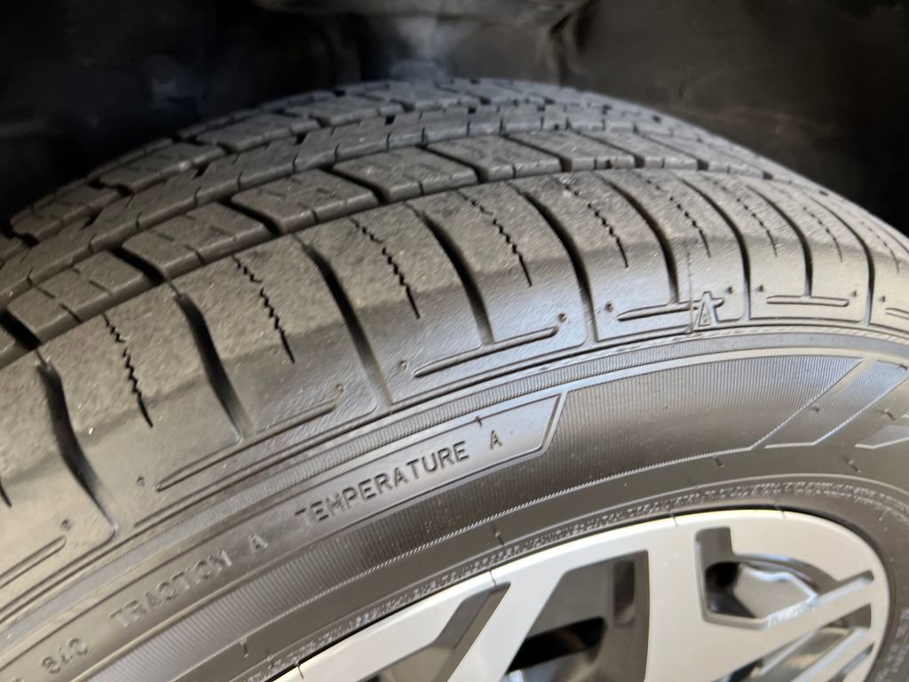 Used 2019 Subaru Forester Premium AWD/4WD image 29