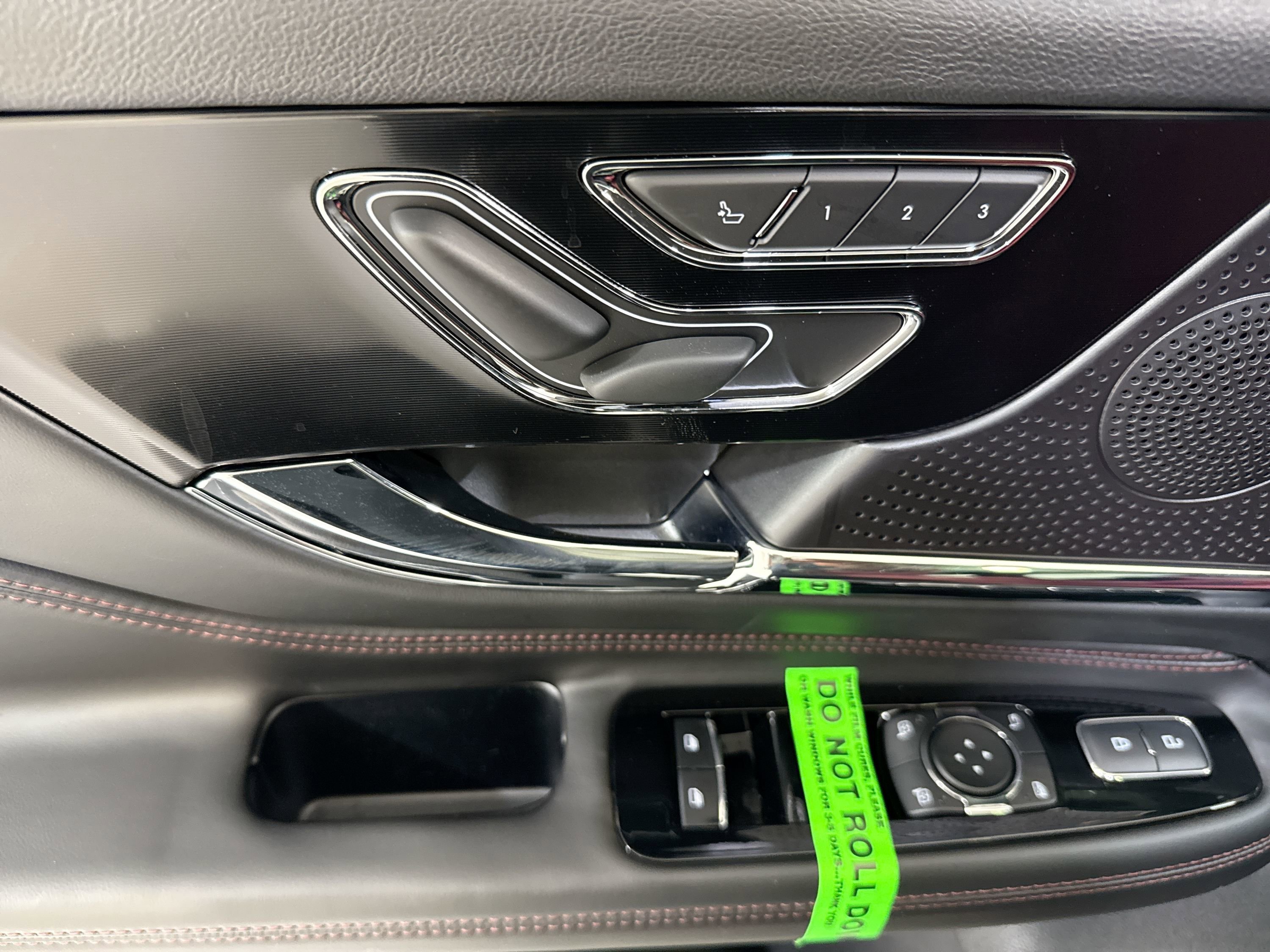 New 2026 Lincoln Corsair Reserve AWD/4WD image 11