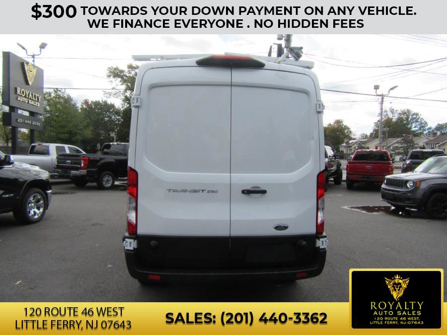 Used 2020 Ford Transit 250 Medium Roof w/ Load Area Protection Package image 15