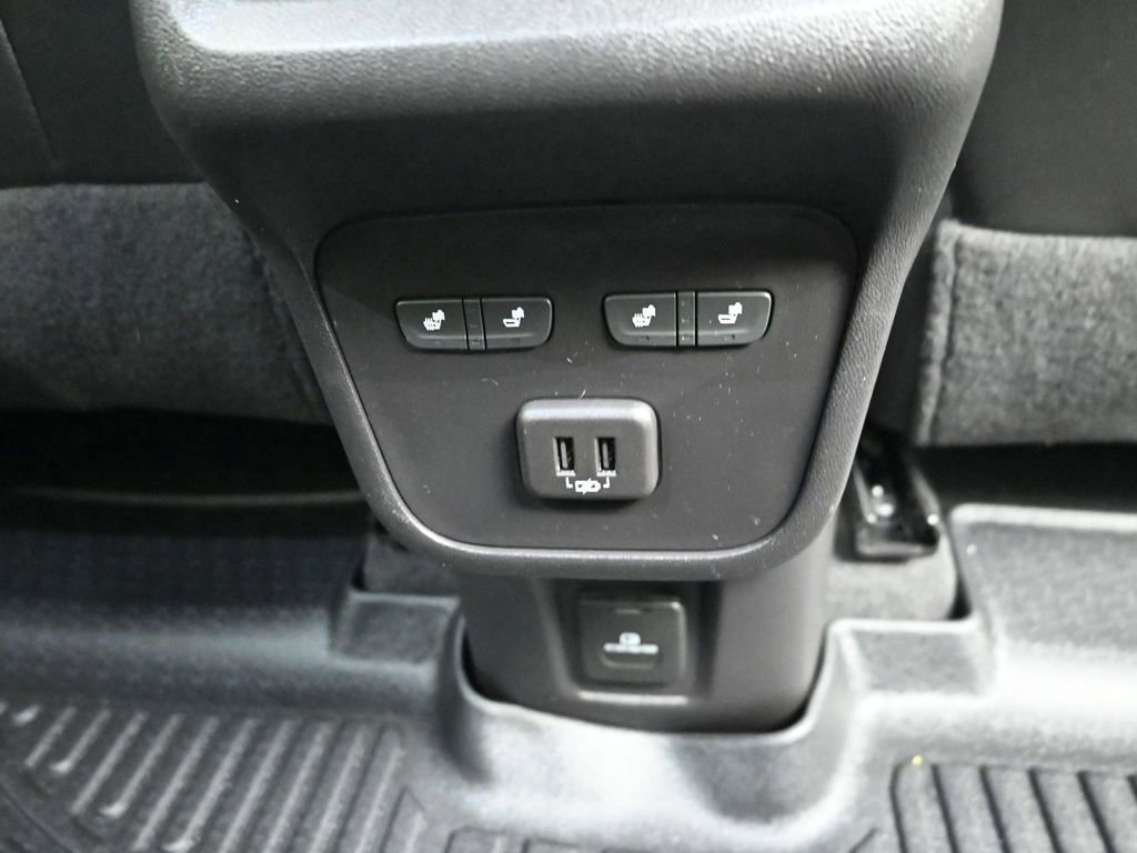 Certified 2024 Chevrolet Equinox Premier image 10