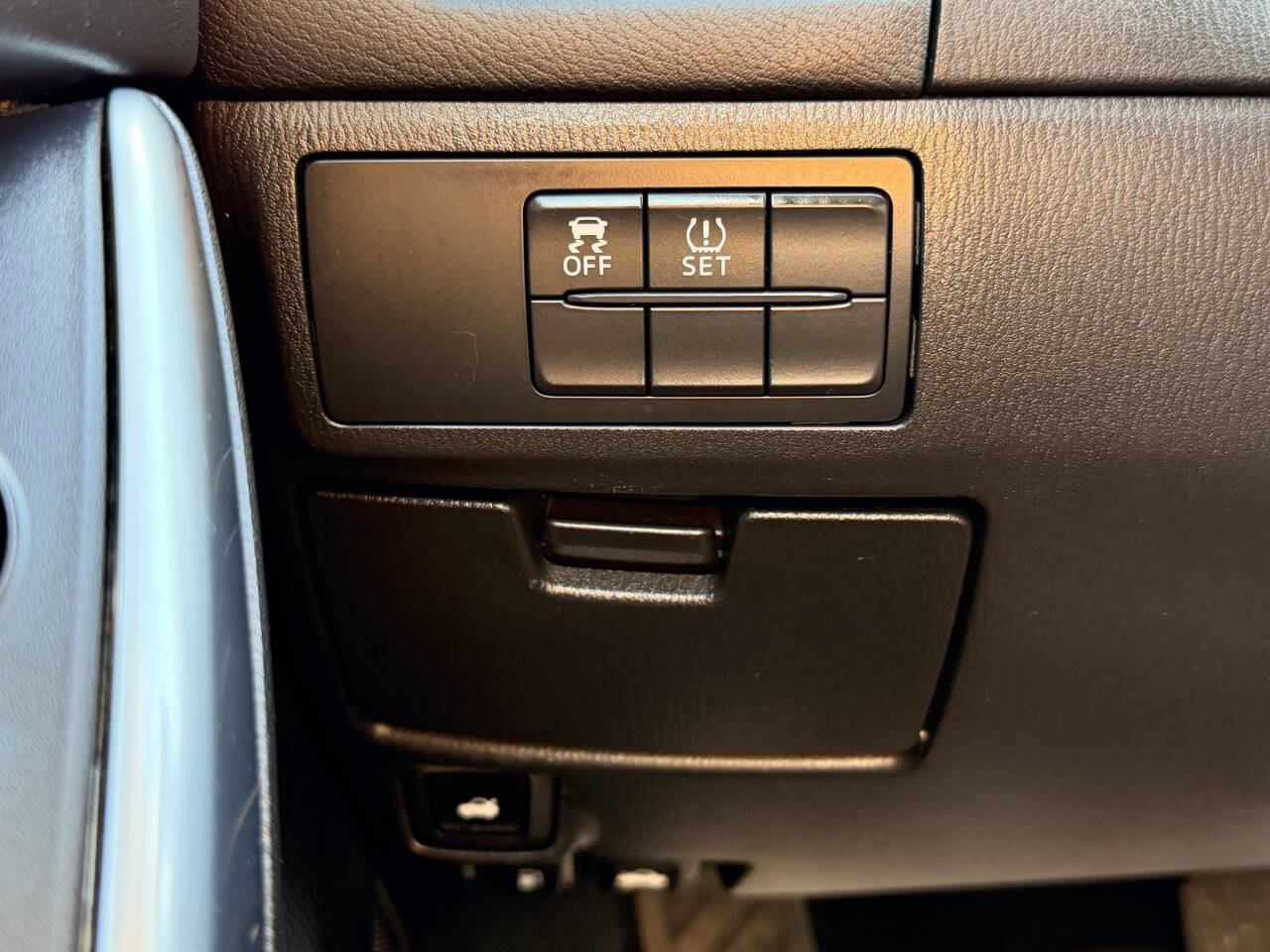 Used 2014 MAZDA MAZDA6 Sport image 29