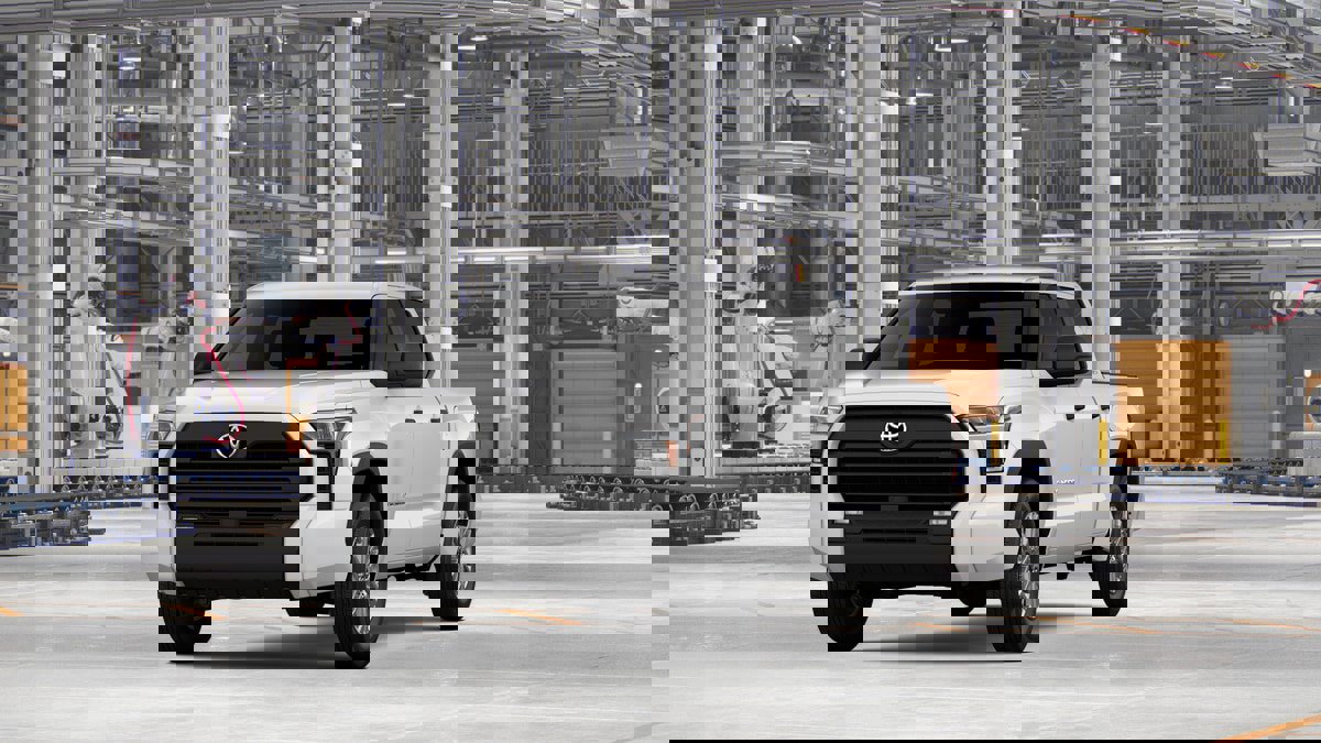 New 2026 Toyota Tundra SR5 image 18