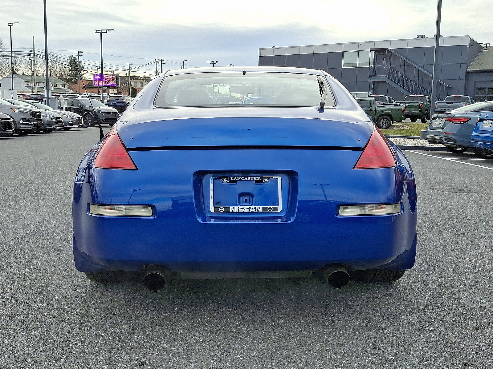 Used 2004 Nissan 350Z Touring w/ Cargo Convenience Pkg image 7