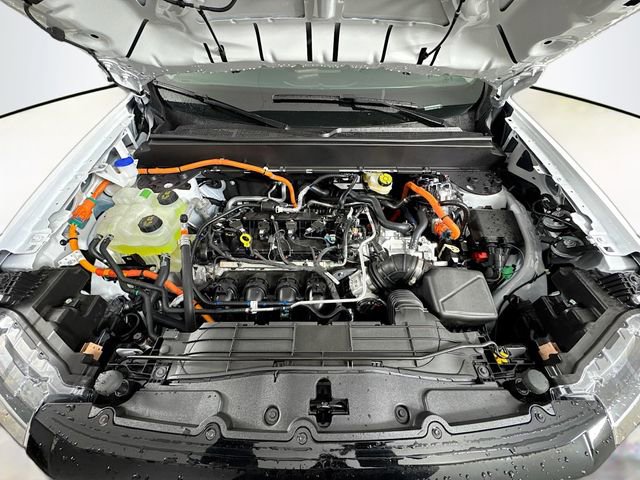 New 2026 Ford Maverick Lariat w/ Black Appearance Package image 30