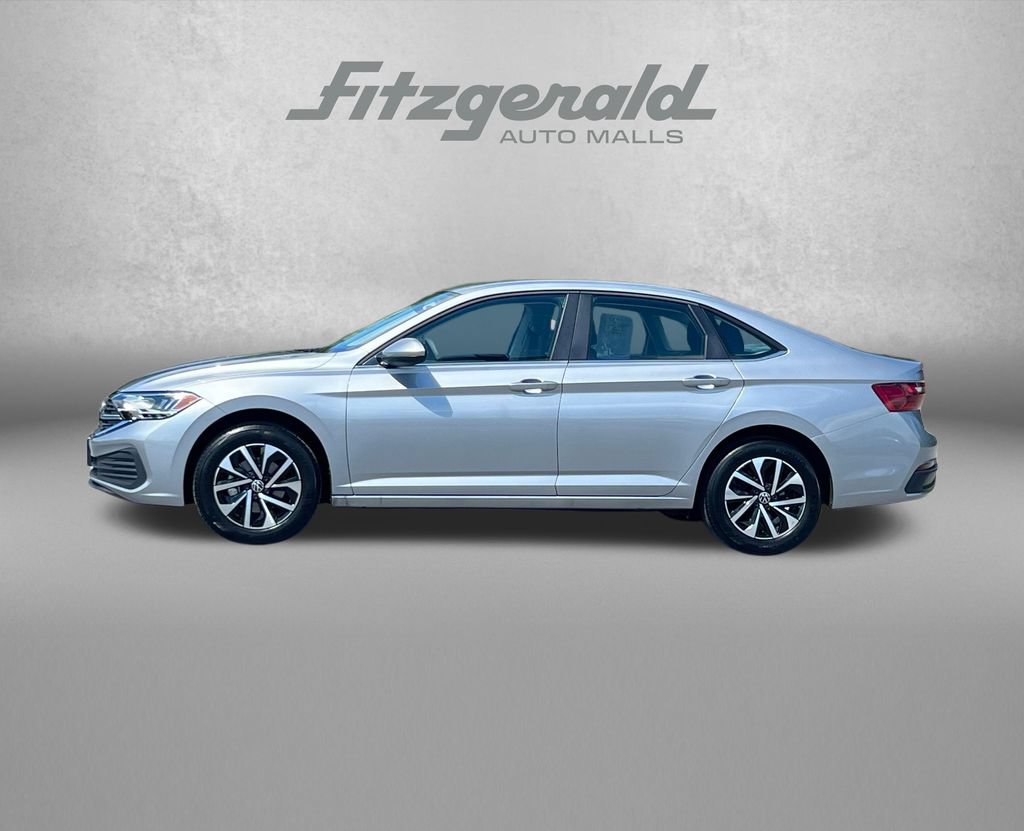 Used 2023 Volkswagen Jetta S FWD image 5
