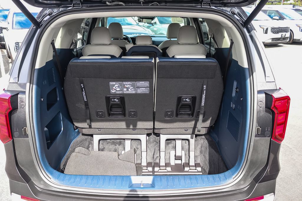 Certified 2026 Kia Carnival EX FWD image 26