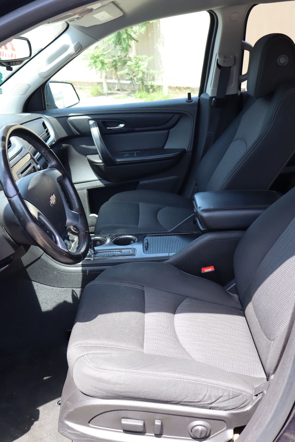 Used 2016 Chevrolet Traverse LT w/ Style and Technology Package image 20