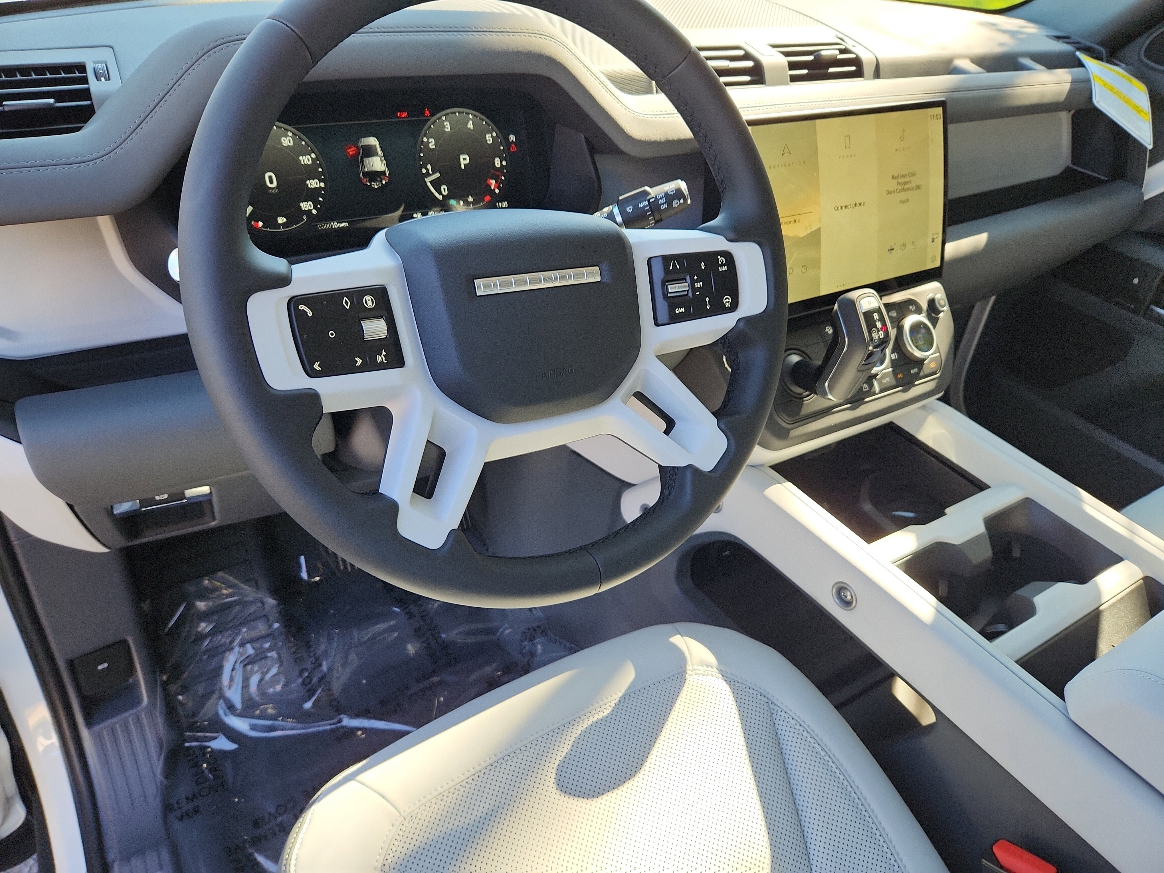 Used 2026 Land Rover Defender 110 S image 14