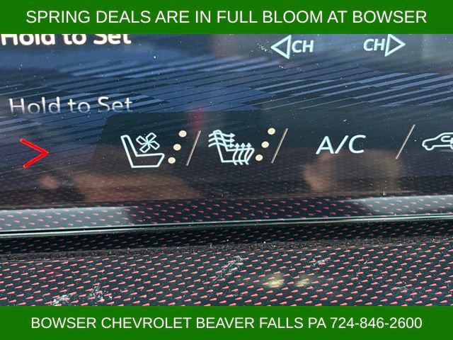 New 2026 Chevrolet Traverse RS w/ LPO, Floor Liner Package image 12
