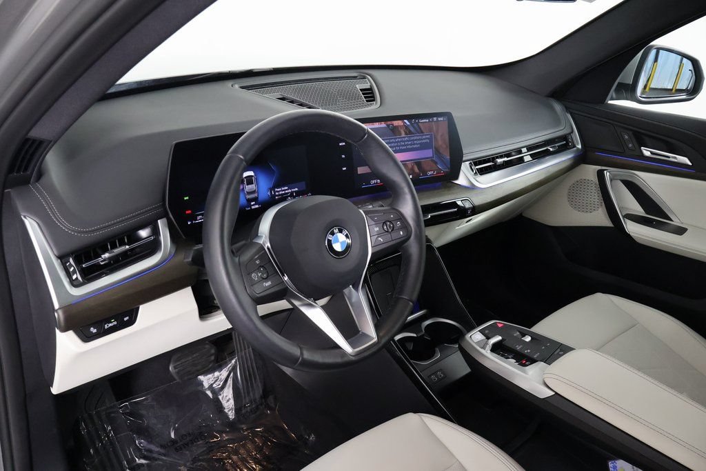 Certified 2026 BMW X1 xDrive28i w/ Convenience Package AWD/4WD image 7