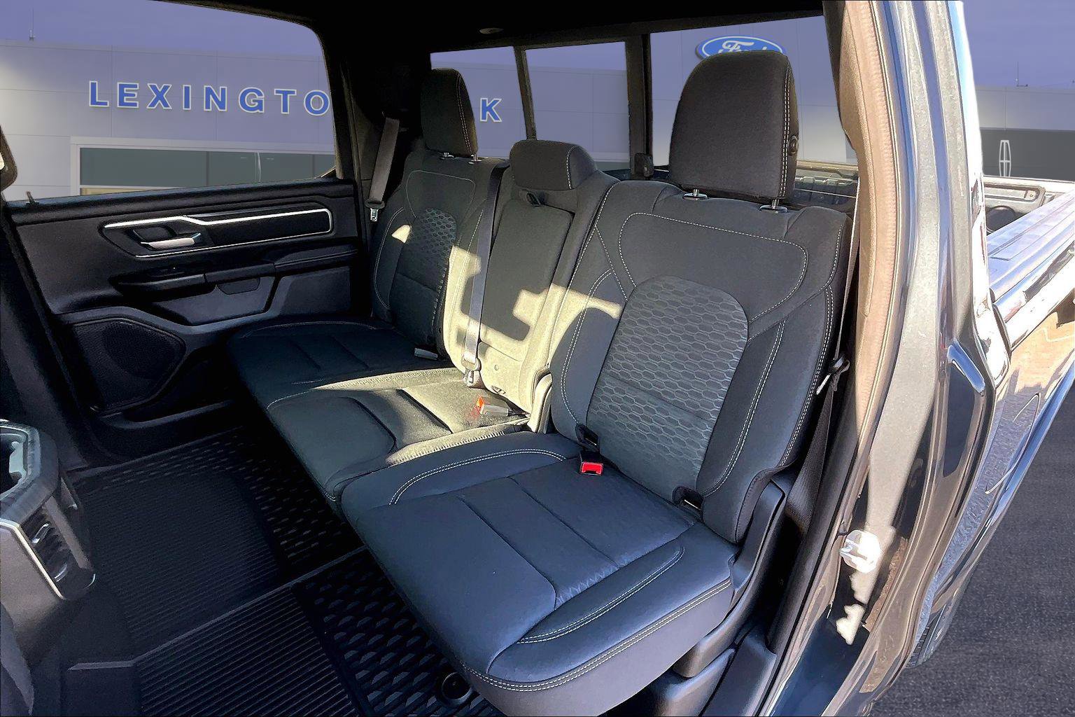 Used 2025 RAM 1500 Big Horn image 24