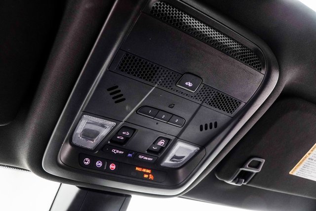 Used 2020 Cadillac XT6 Premium Luxury image 38