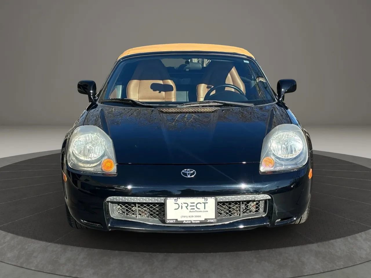 Used 2002 Toyota MR2 image 2