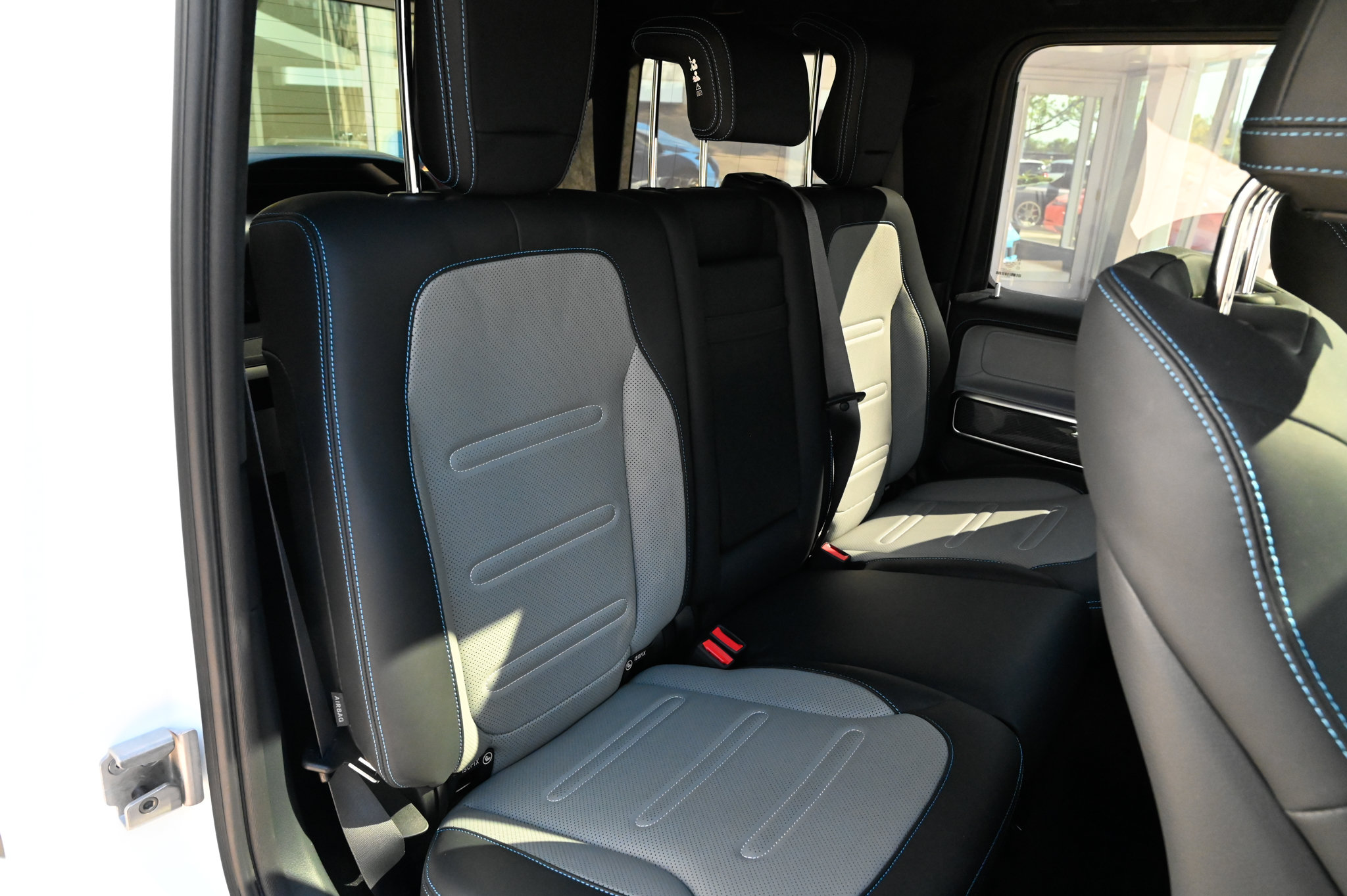 Used 2025 Mercedes-Benz G 580 w/ EQ Technology image 52
