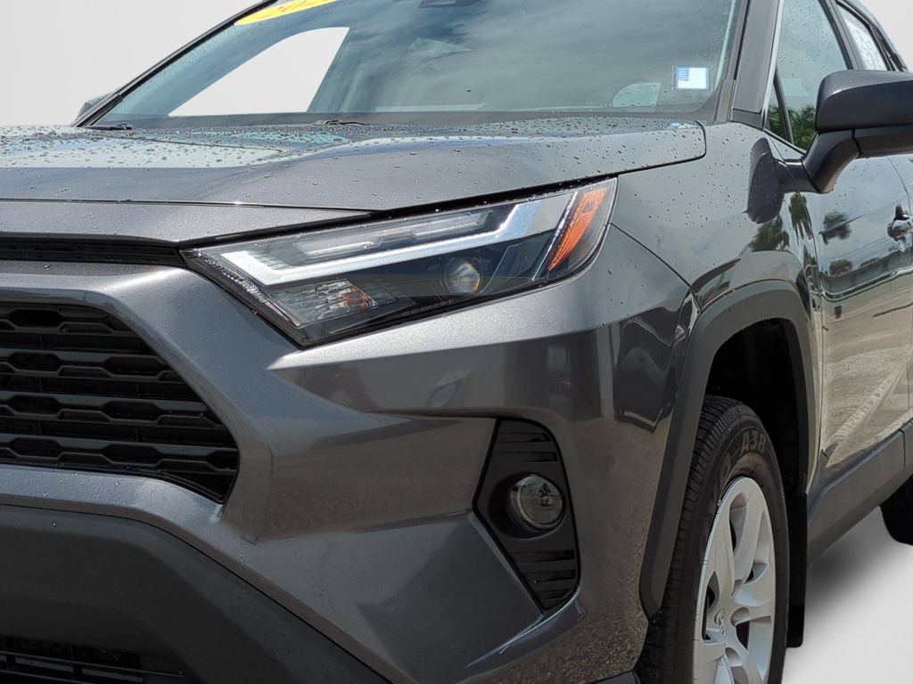 Used 2025 Toyota RAV4 LE FWD image 23