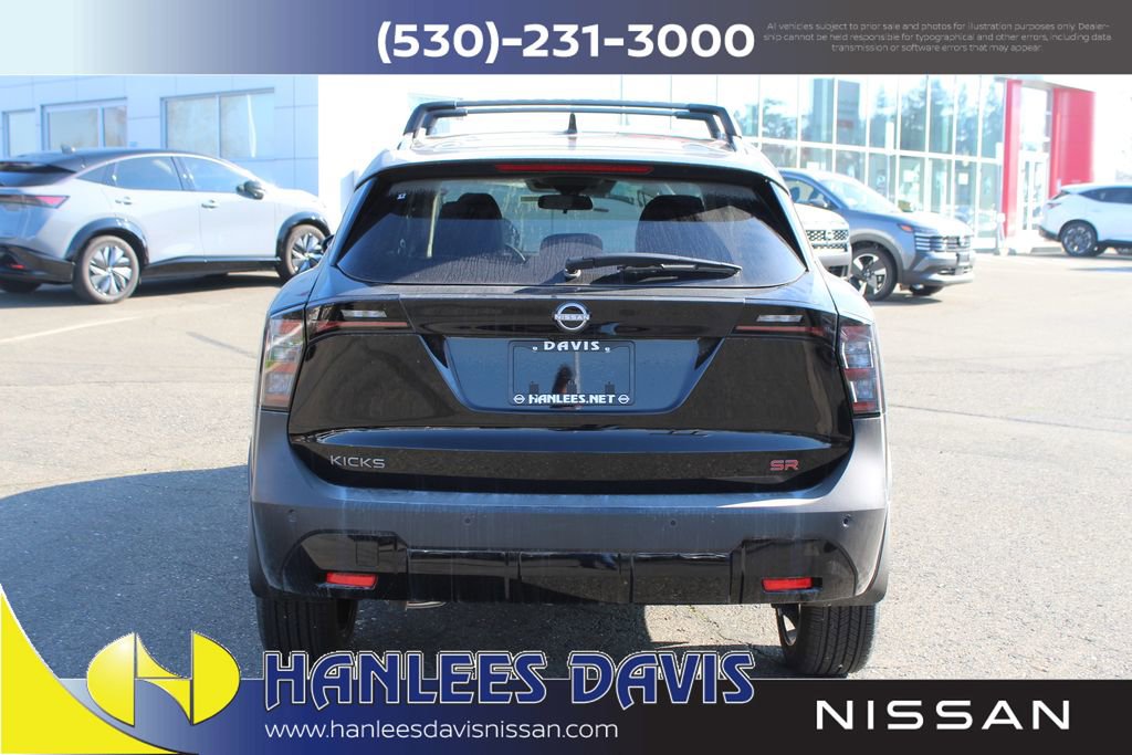 New 2026 Nissan Kicks SR FWD image 8