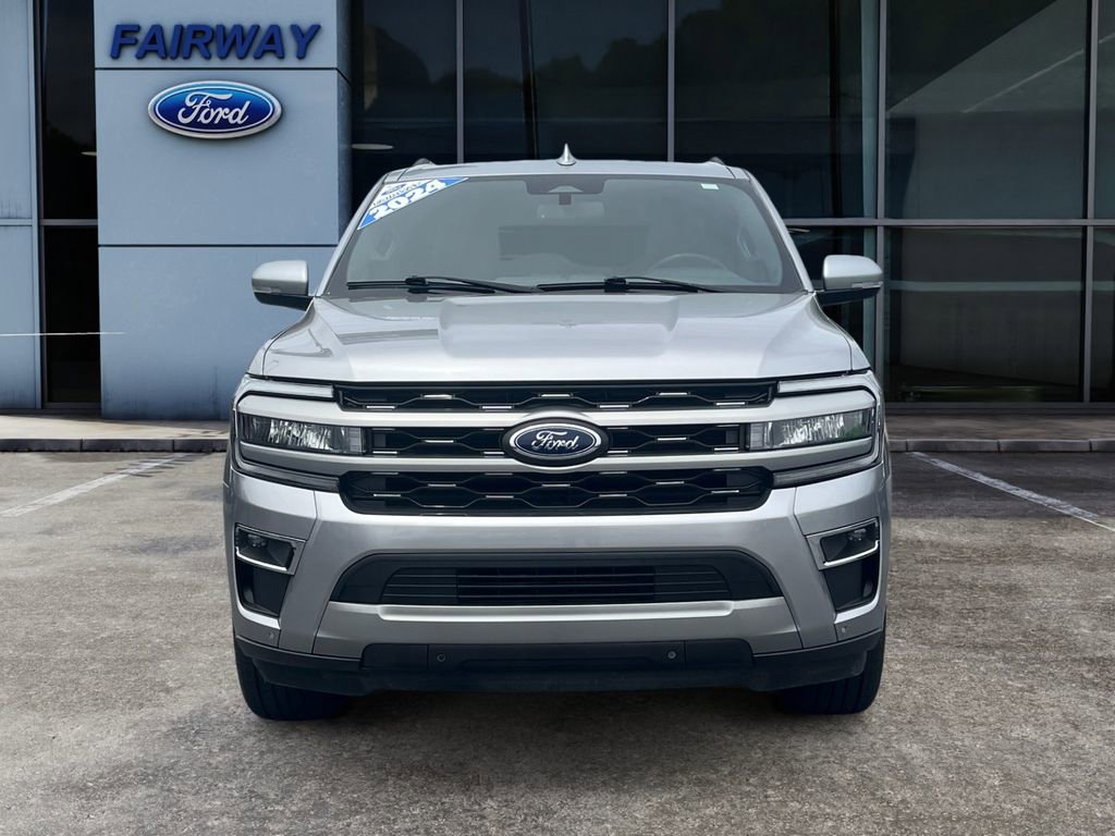 Used 2024 Ford Expedition Max Limited AWD/4WD image 3