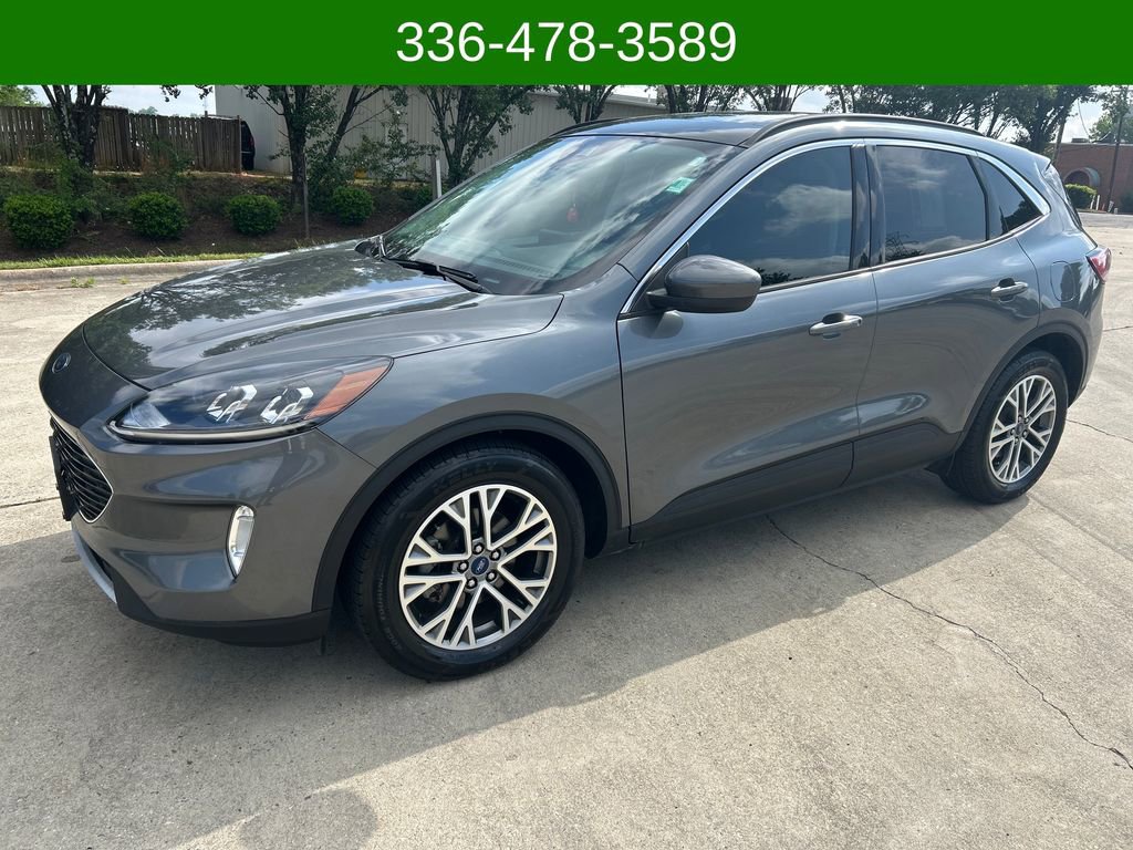 Used 2022 Ford Escape SEL w/ Technology Package FWD image 1