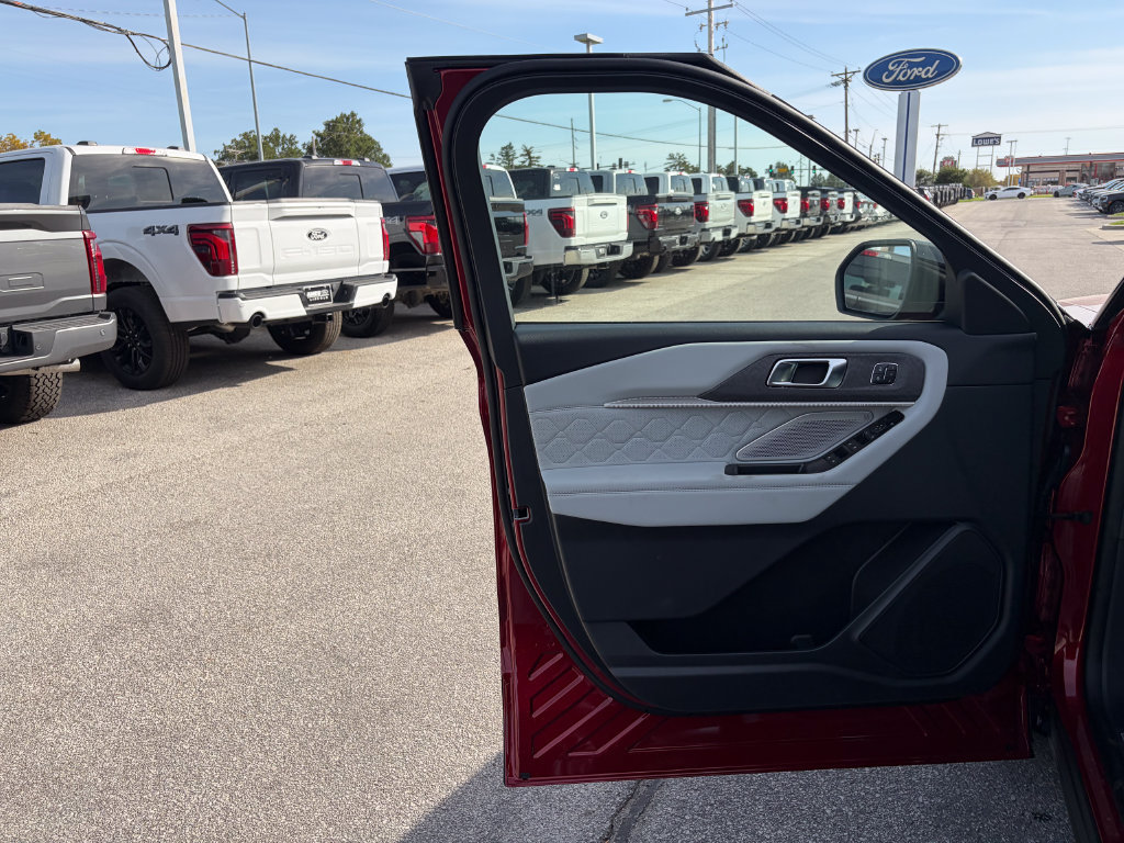 New 2027 Ford Explorer Platinum w/ LUX Leather Package AWD/4WD image 15