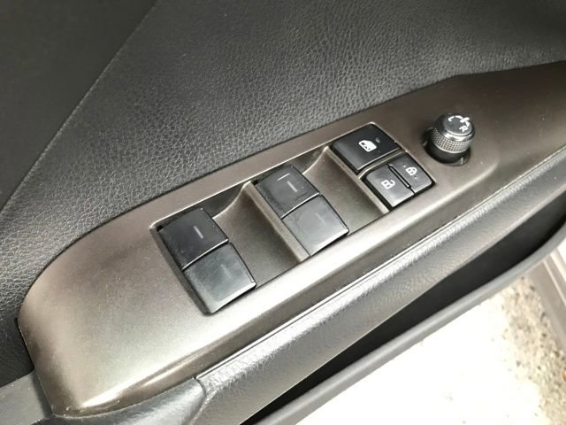 Used 2022 Toyota Camry SE image 15