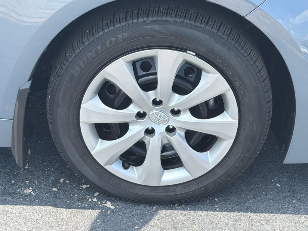 Used 2026 Toyota Corolla LE FWD image 14