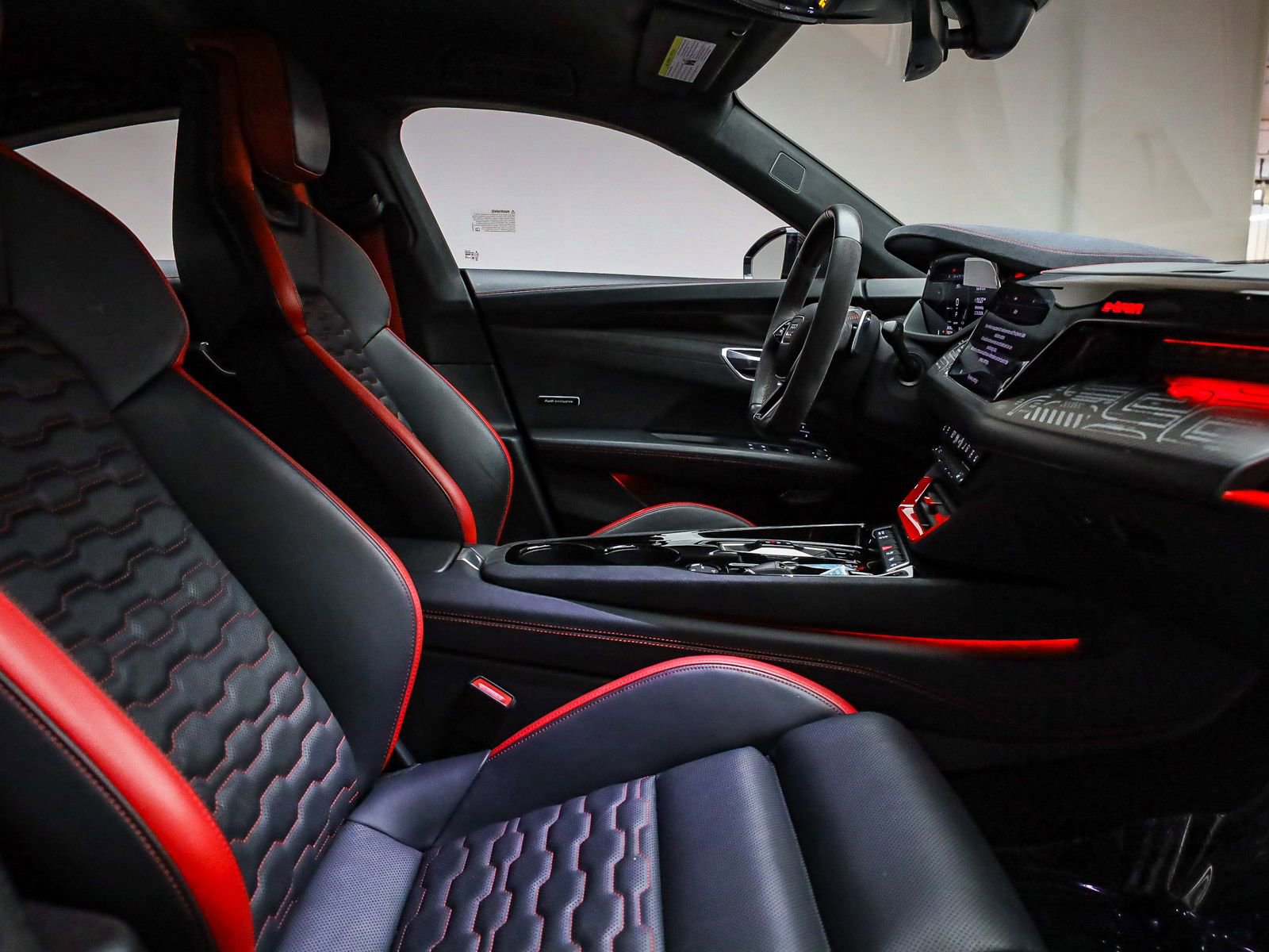 Used 2023 Audi RS e-tron GT AWD/4WD image 25