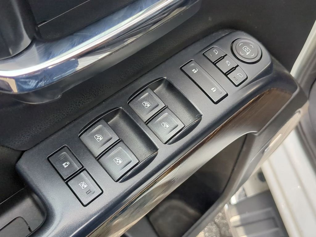 Used 2018 GMC Sierra 2500 Denali w/ Duramax Plus Package image 27