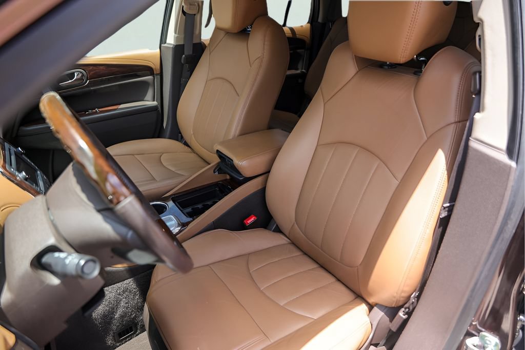Used 2015 Buick Enclave Leather FWD image 10