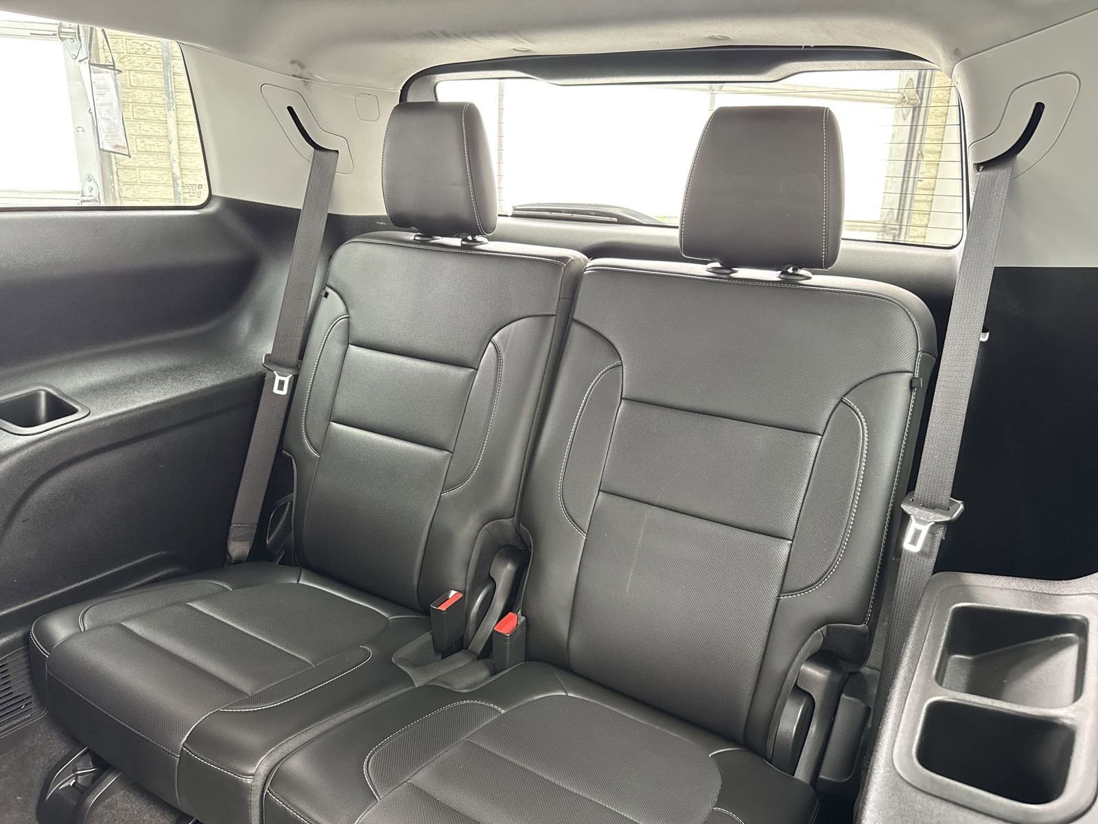 Used 2020 GMC Acadia SLT image 32