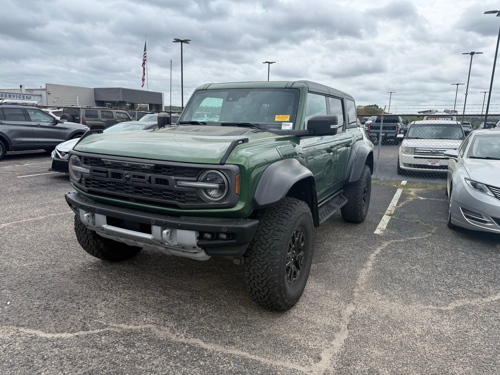 Used 2022 Ford Bronco Raptor image 3